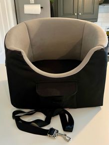 Trixie Raised Small Dog Car Seat Black/Grey