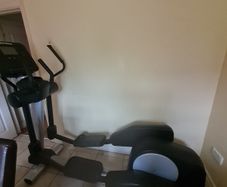 Cross trainer