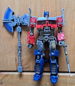 Transformers SS Optimus Prime With Tkyhax