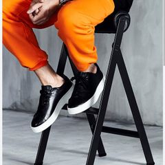 Standing sitting stool