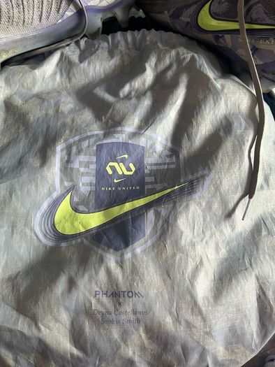 Nike phantom united boots size uk 9 with receipt