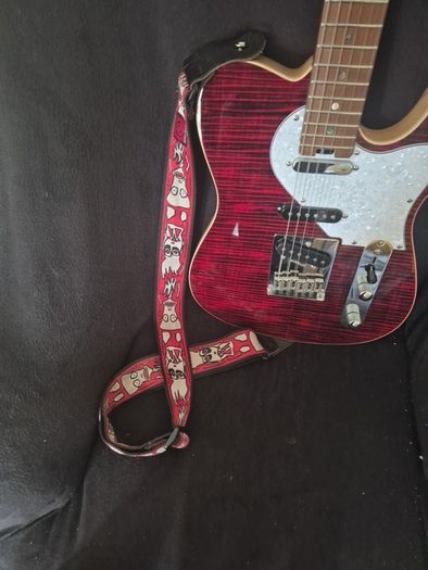 Aria 615-MK2 Nashville, Ruby Red