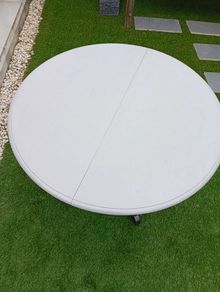 round table
