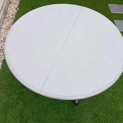round table