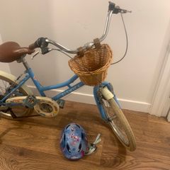 Girls bike