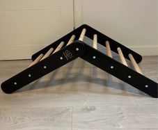 Climbing triangle
