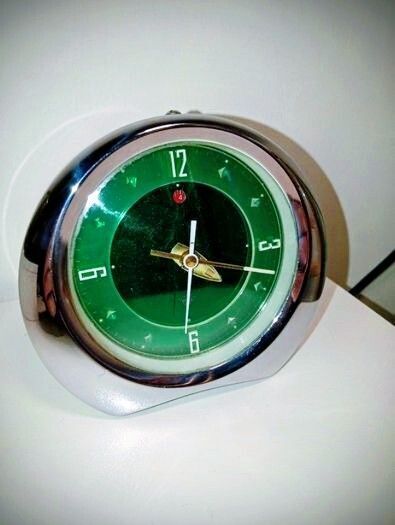 Vintage 1970s Shanghai Diamond Alarm Clock-alarm Faulty Good Cosmetic Order