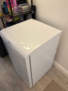 1 Year Old Beko Fridge, RRP EUR240