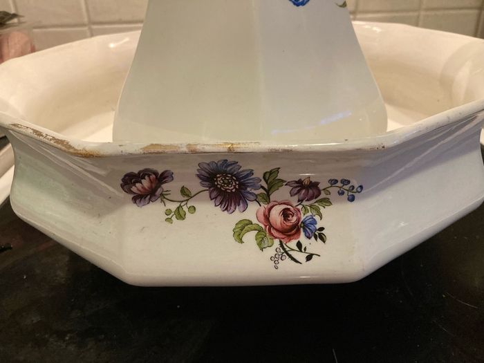Large Vintage Wash Bowl & Jug