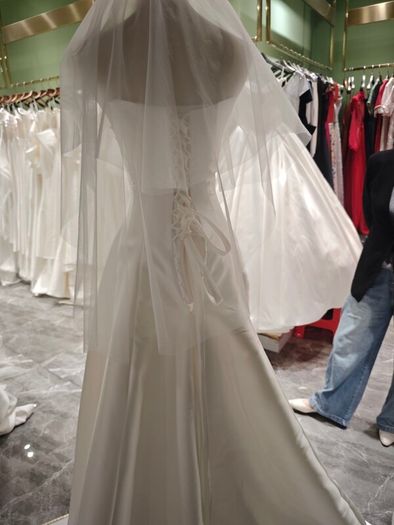 Brand new luxury wedding dresses