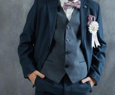 holy communion 3 piece suit 29" 9yrs old