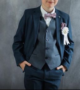 holy communion 3 piece suit 29" 9yrs old