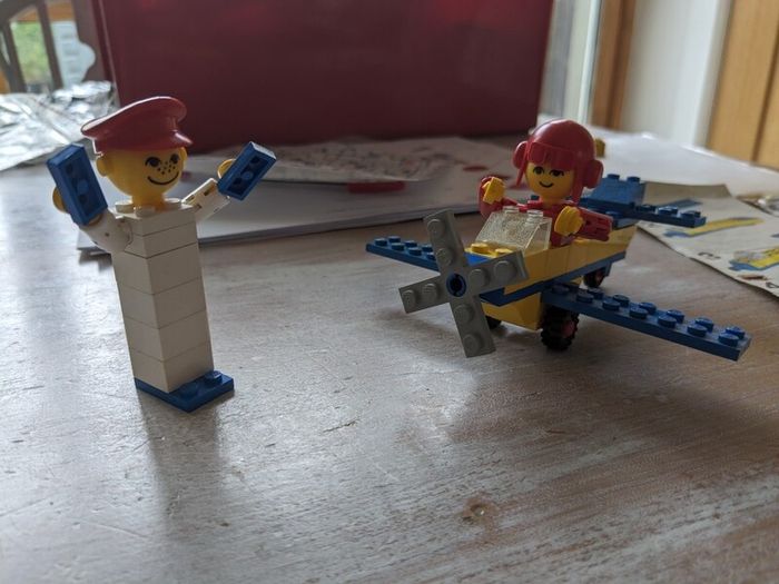 vintage Lego set 213 airplane ride 1977