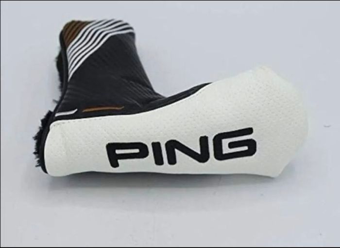Putter: Ping Heppler Anser 2
