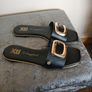 Women's shoes size 6 Image 2