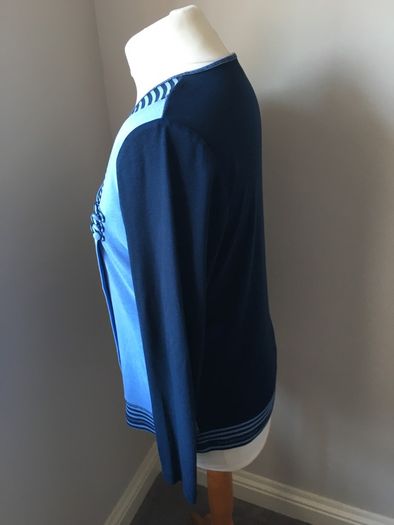 Comfortable Top Size 14