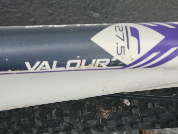 Mountain Bike Carerra Valour 27.5 Wheels