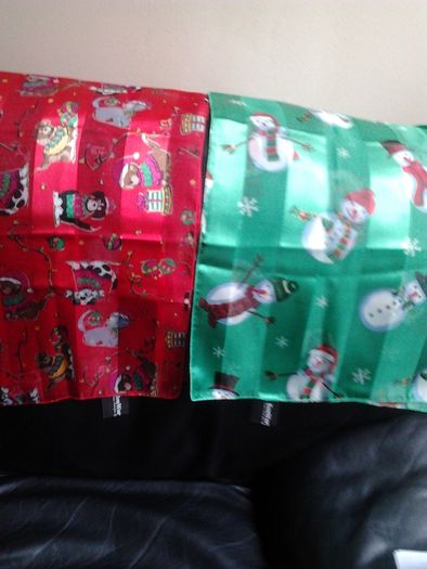 Christmas neck scarves