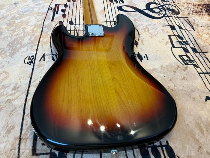 Precision Bass 1951 Replica