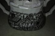 Myott Royal Mail fine Staffordshire ware made in England white and dark brawon .