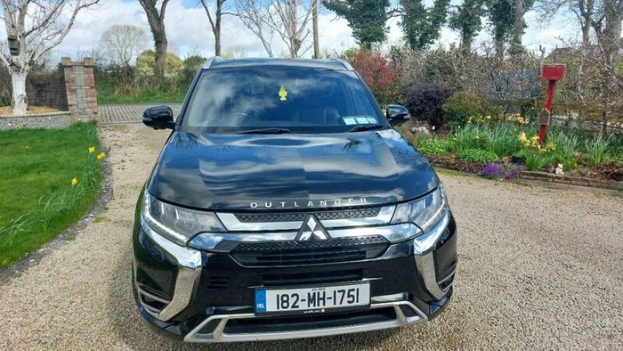 182 Mitsubishi Outlander 2.4L PHEV Auto
