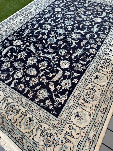 Fine Persian Nain Rug | Hand-Knotted Wool & Silk | 248 x 350 cm / 8.1 x 11.5 ft