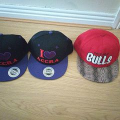 caps