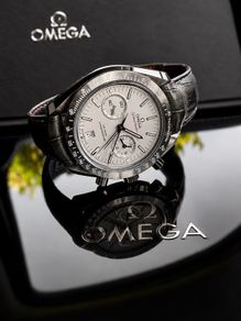 Omega Speedmaster Professional Moonwatch ceramic