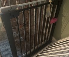 black stairgate