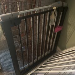 black stairgate