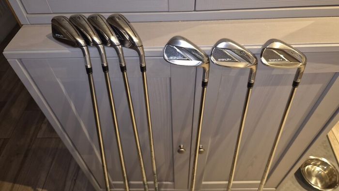 Taylormade Stealth Irons