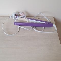 Hair straightener