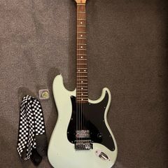 Squier Stratocaster Surf Green Humbucker Modified