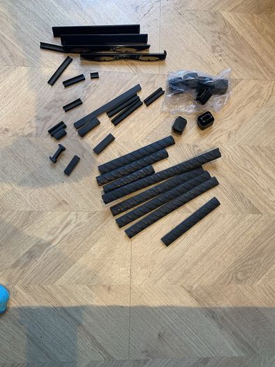 Thule roof bars 140cm