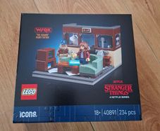 Lego Stranger Things 40891 WSQK Radio Station