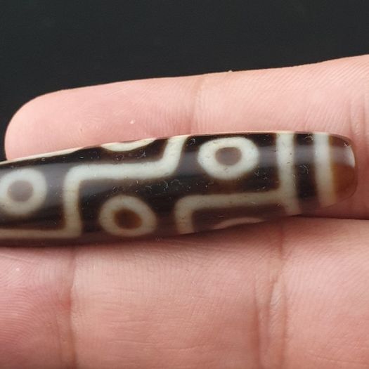 Antique Himalayan 9 Eyes Agate Dzi Bead Amulet