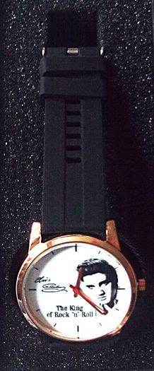 Elvis, The King of Rock n Roll. Black Silicone Strap