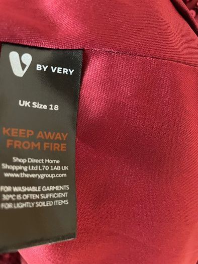 V by Very Occassion Stunning dress long length with sequins size 18 New with tags