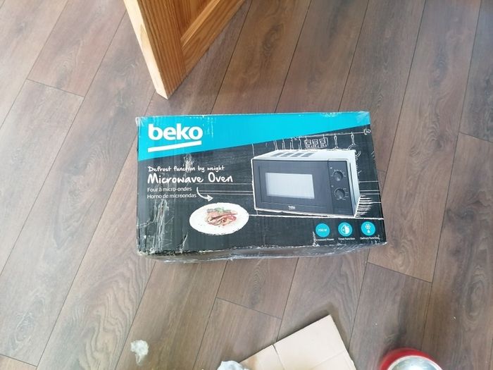 Beko 700W microwave