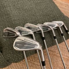 Taylormade Qi Irons 5-SW RH