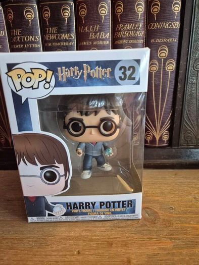 Funko Pop! Harry Potter 32 , Harry with Wand & Prop (Mint, Never Opened)
