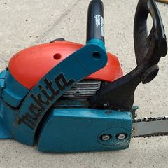 Makita Chainsaw