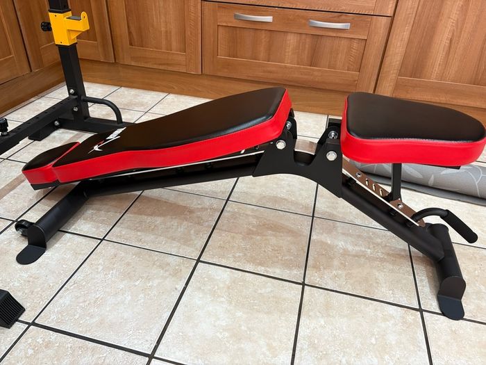 Large Weightlifting Bundle, New Weight Bench, Squat Rack, Gym, 100kg Metal Weights / Barbell Set, Dumbbells, Mat And More!