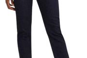 Levi's Women's 724 Jeans, High Rise Straight, Blue Wave Rinse, 31W / 30L, Size S - M