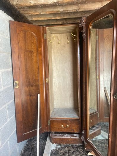Vintage Wardrobe