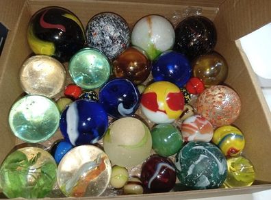 Collection Of Oversize And Regular size Playing Marbles Some Vintage Good Used Order