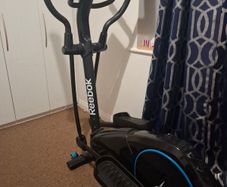 Reebok ZR10 elliptical cross trainer