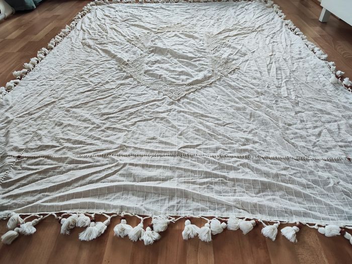 table cover cloth bed throw tapestry Beige white Bohemian Wall Hanging, Hippie Tapestry with Lace Design, Psychedelic Hippie Wall Decoration Ceiling for Bedroom Dorm 200 x 150 cm craft hand made