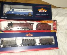 Train Job Lot Bachmann & Hornby