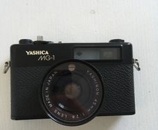 Yashica rangefinder